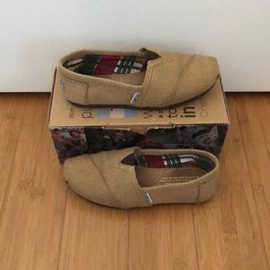 TOMS Classics Natural Burlap woman 6